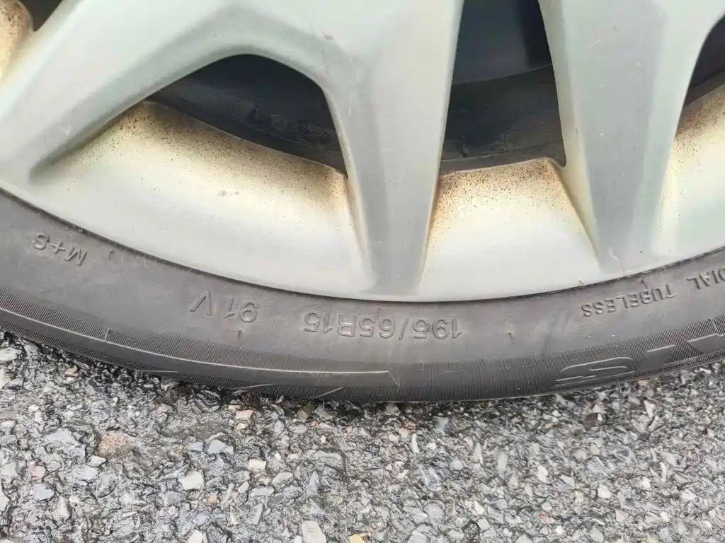 Ford Focus 2010 2011 Sedan 1.8L Manual Comfort