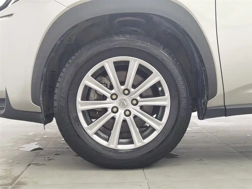 Lexus NX 2015 200 FWD Premium фото 17