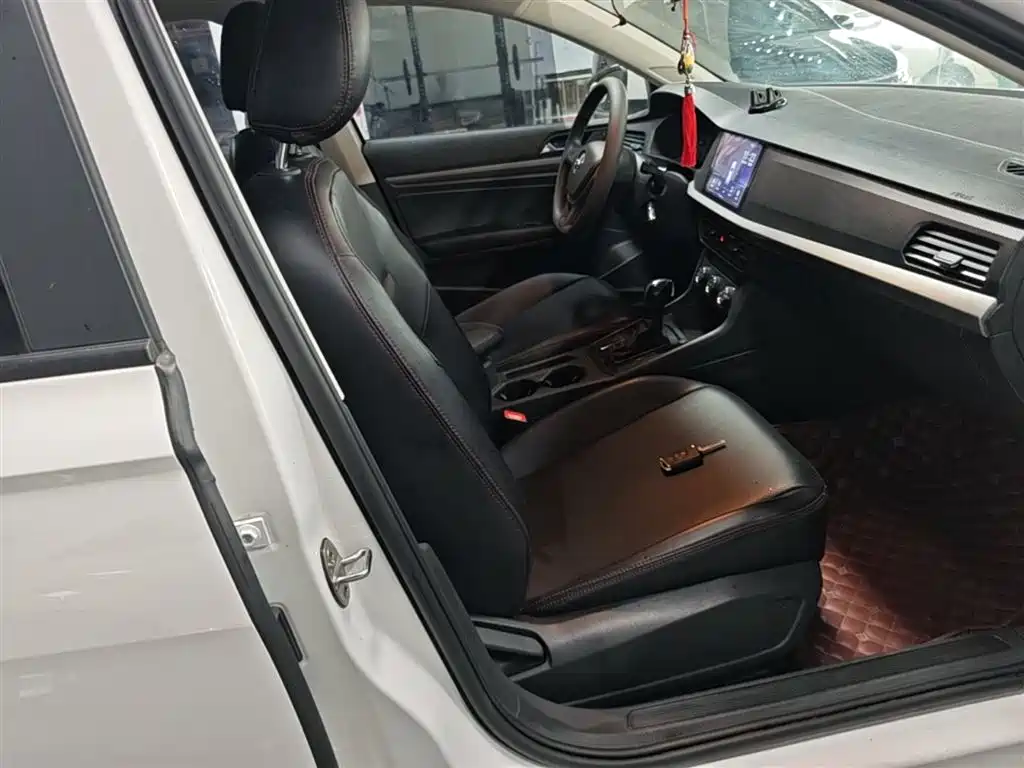 Volkswagen Lavida 2019 1.5L Automatic Trend Edition China VI фото 25