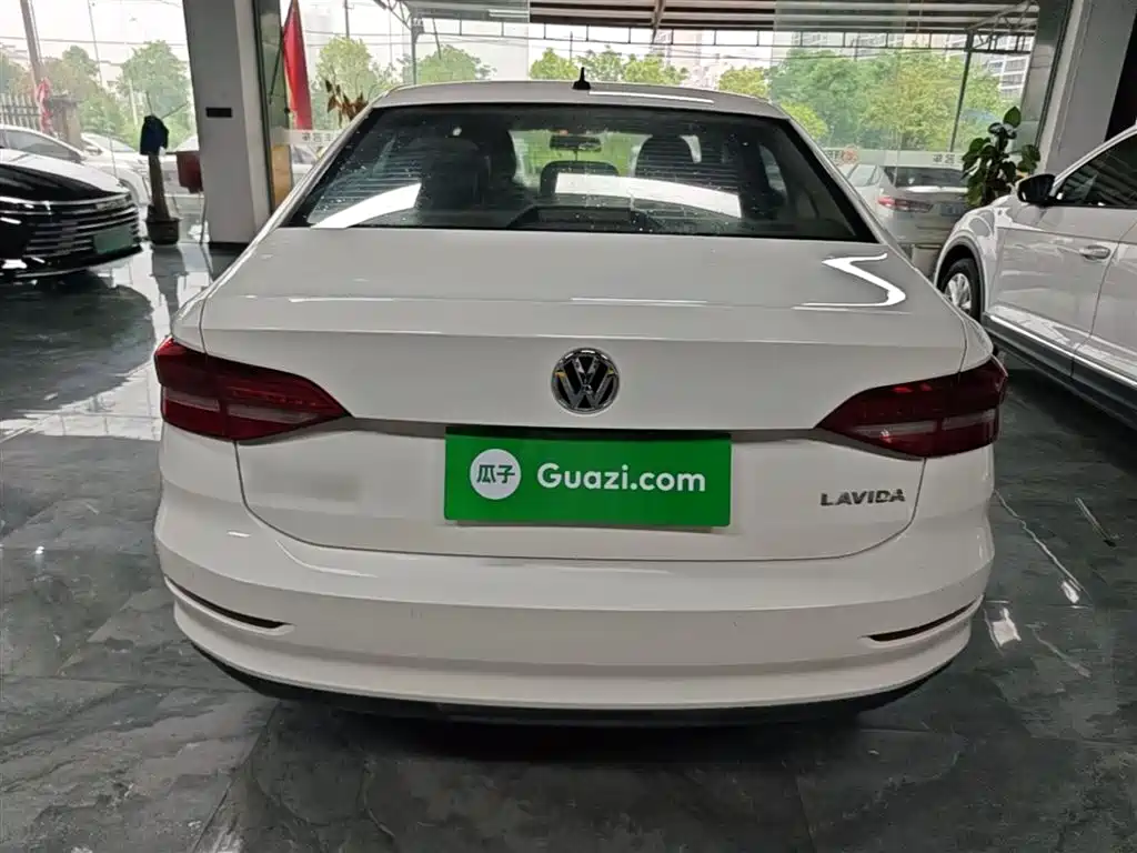 Volkswagen Lavida 2019 1.5L Automatic Trend Edition China VI фото 6
