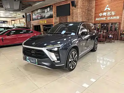 NIO ES8
