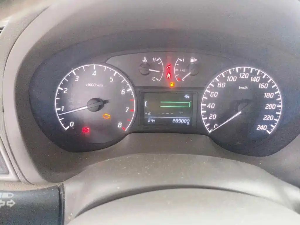 Фото 4 - Nissan Sylphy
