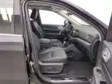 Photo 23 - Jeep Grand Commander