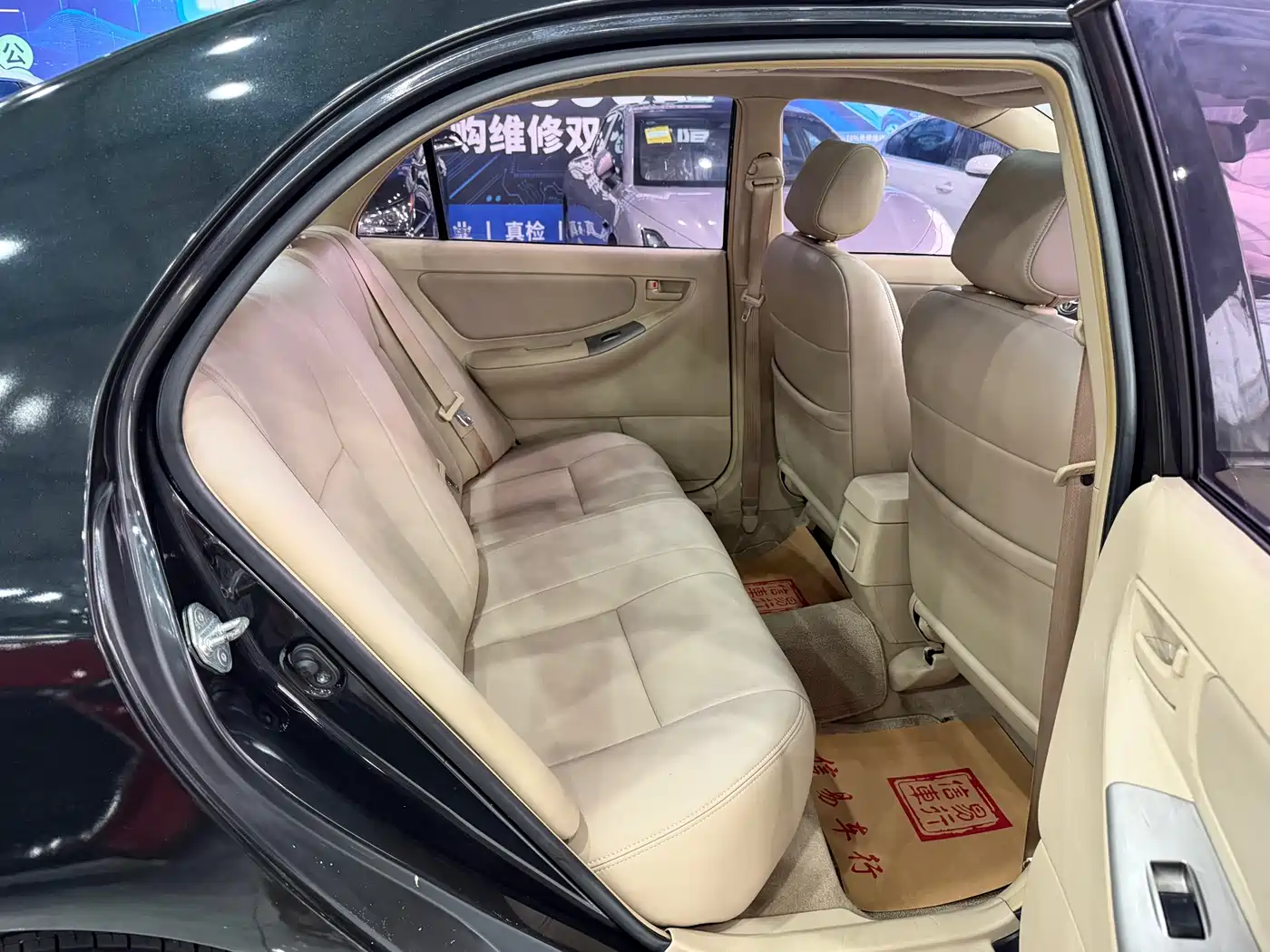 Toyota Corolla 2013 1.6L Automatic Excellence Edition фото 12