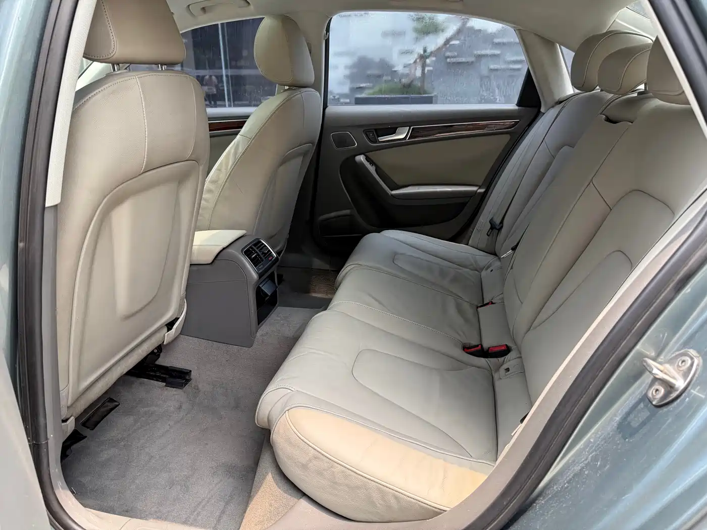 Audi A4L 2011 2011 2.0 TFSI Technology