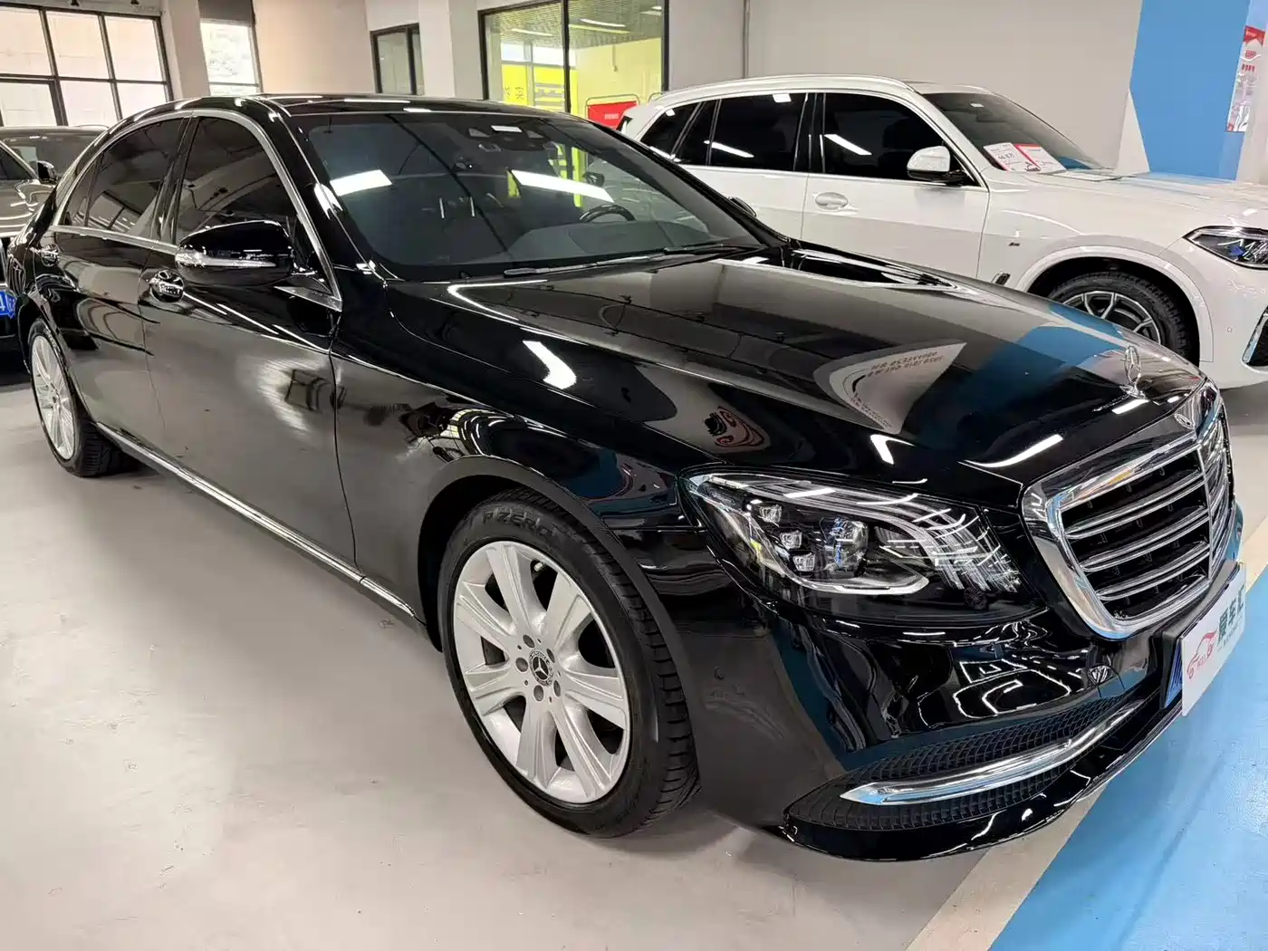 Mercedes-Benz S-Class 2019 S 350 L Premium Ultimate Edition фото 3