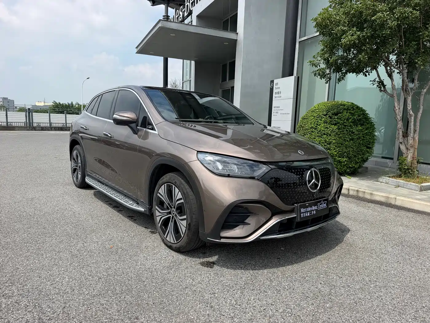 Фото 3 - Mercedes-Benz EQE SUV