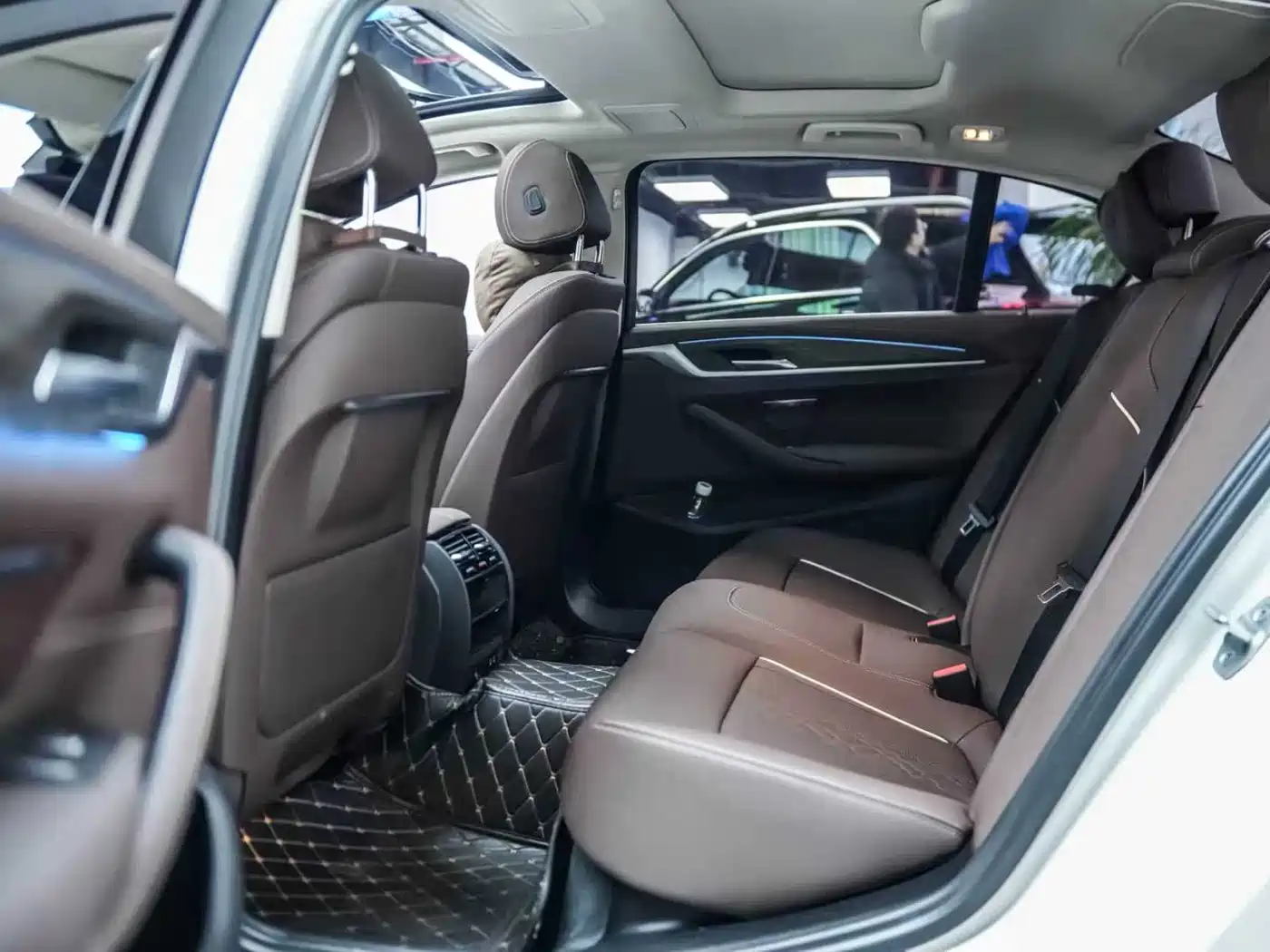 BMW 5 Series New Energy 2022 Facelift 535Le Luxury Package фото 6