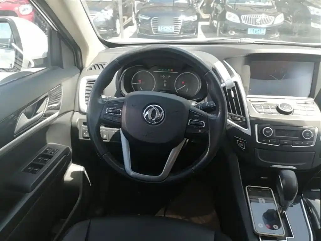 Dongfeng Aeolus Dongfeng Fengshen AX7 2016 2016 2.0L Automatic Smart Comfort