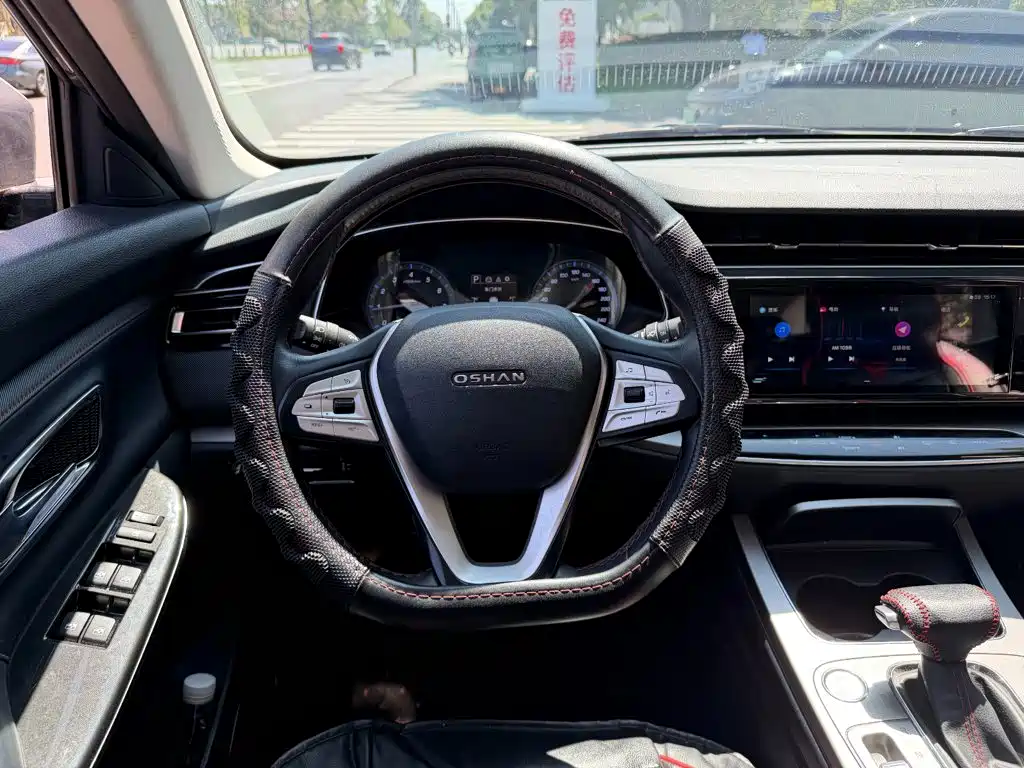 Changan Oshan X7 2021 2021 1.5T Automatic Luxury