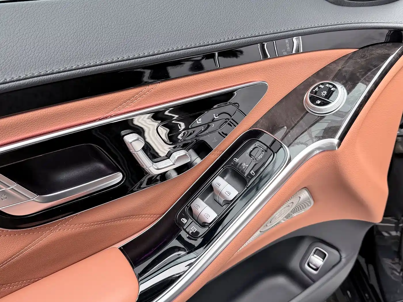 MERCEDES-BENZ MAYBACH S CLASS