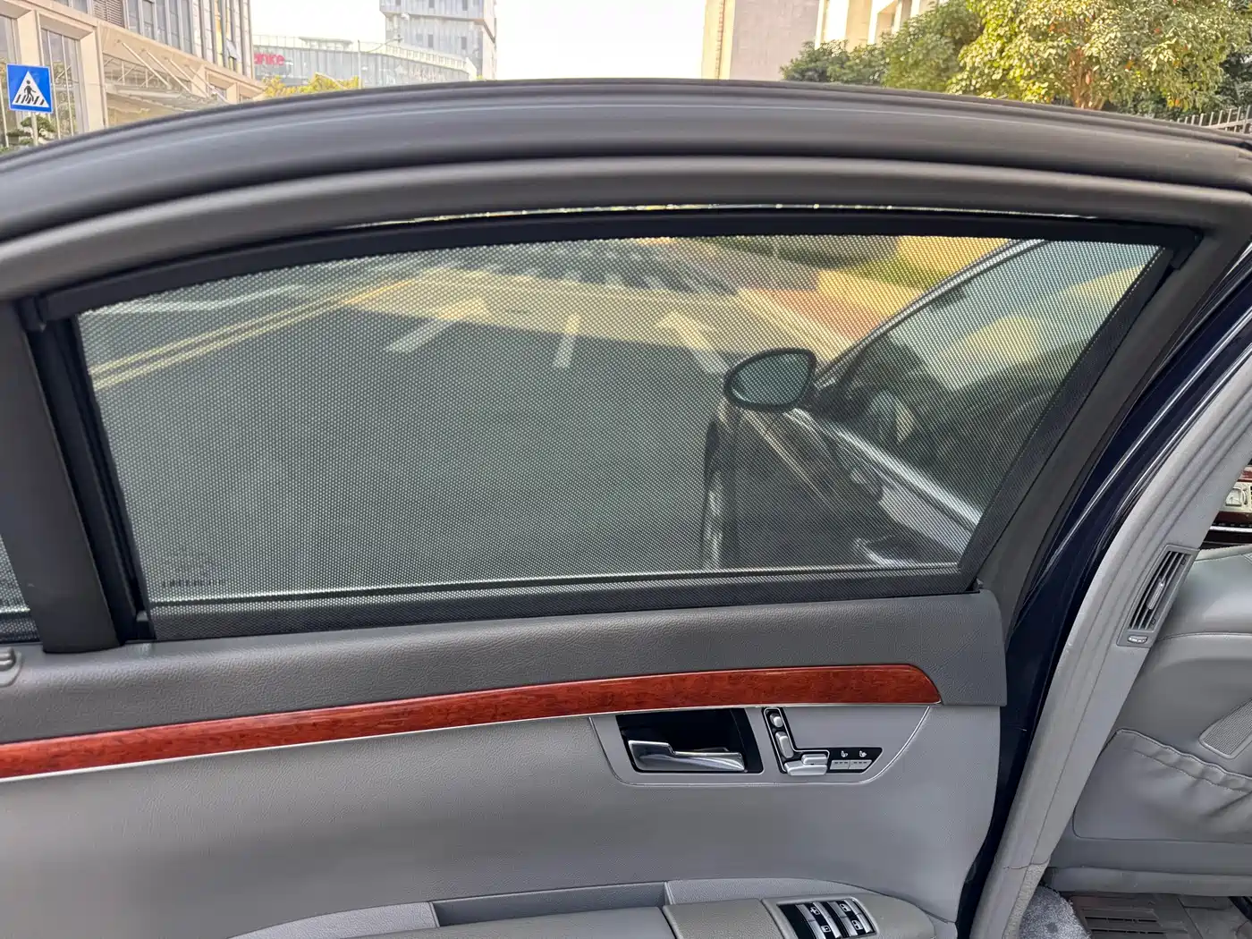 Mercedes-Benz S-Class фото 15