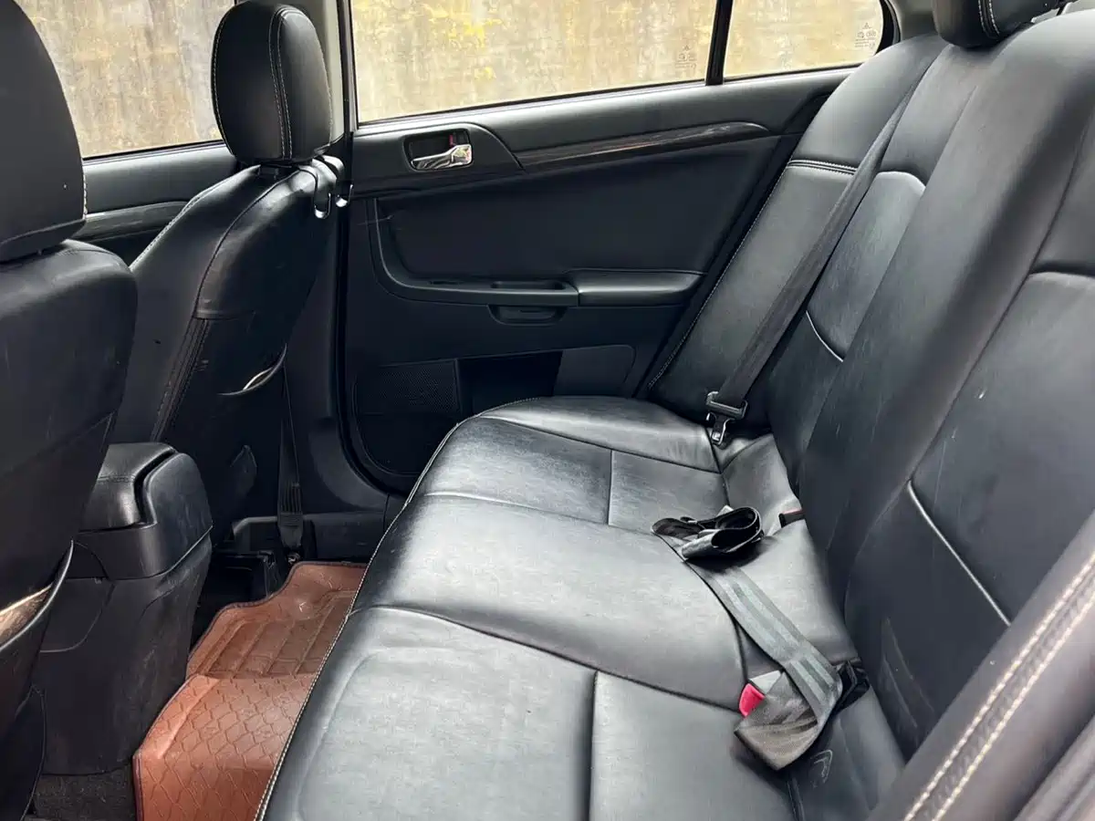 Mitsubishi Lancer EX 2011 Fashion Edition 1.8L Manual Wisdom фото 7