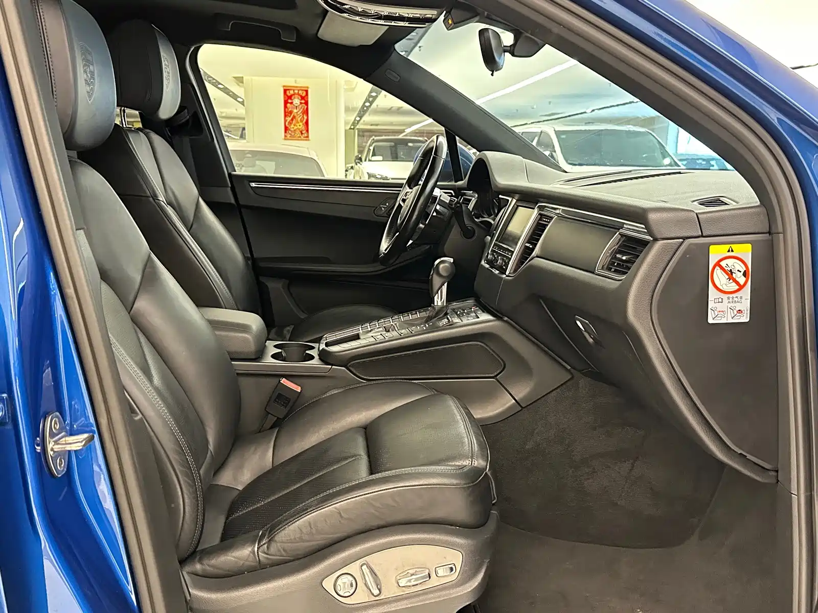 صورة 12 - Porsche Macan
