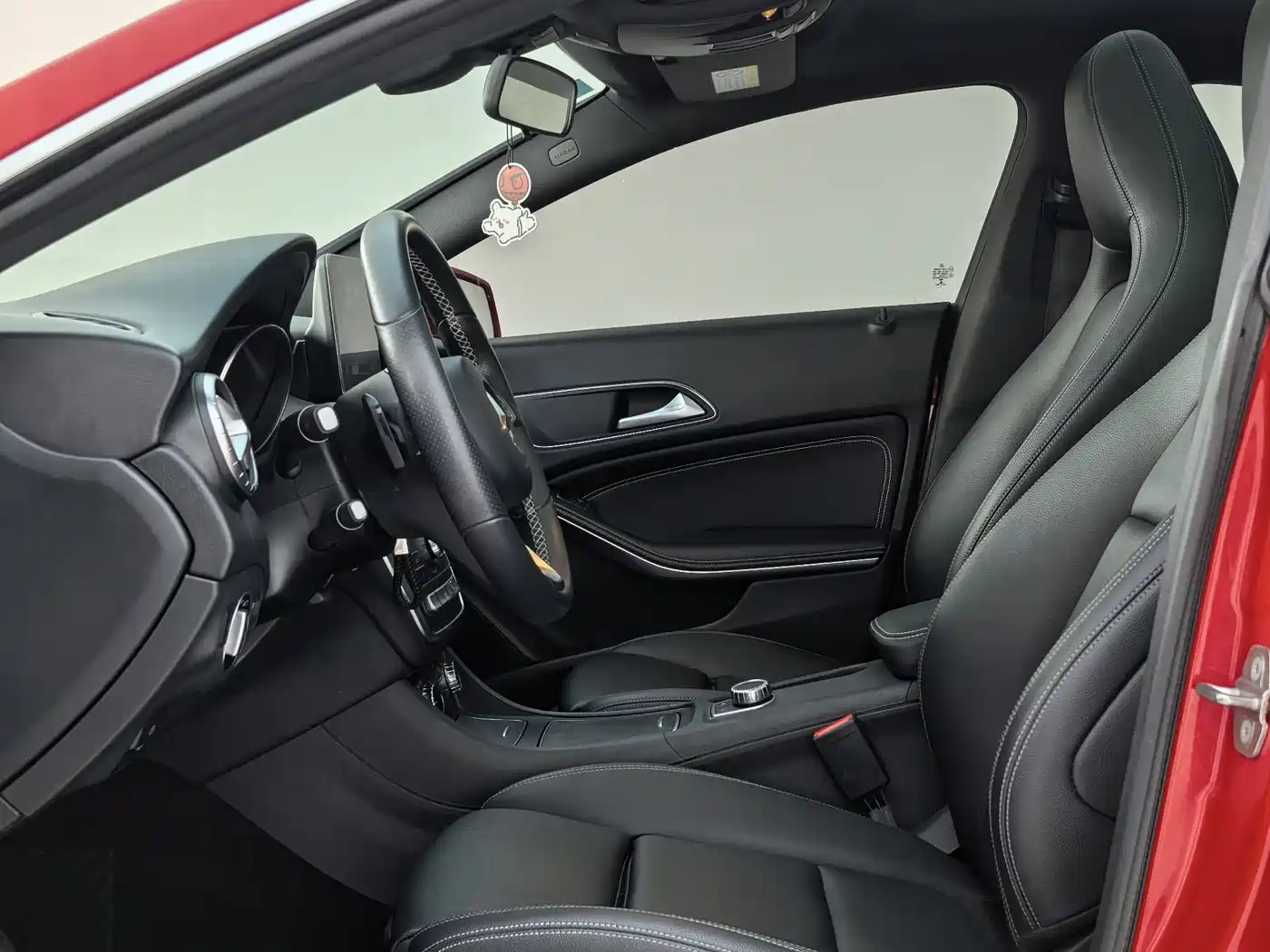 Mercedes-Benz CLA (Import) 2018 CLA 200 Dynamic Edition фото 6