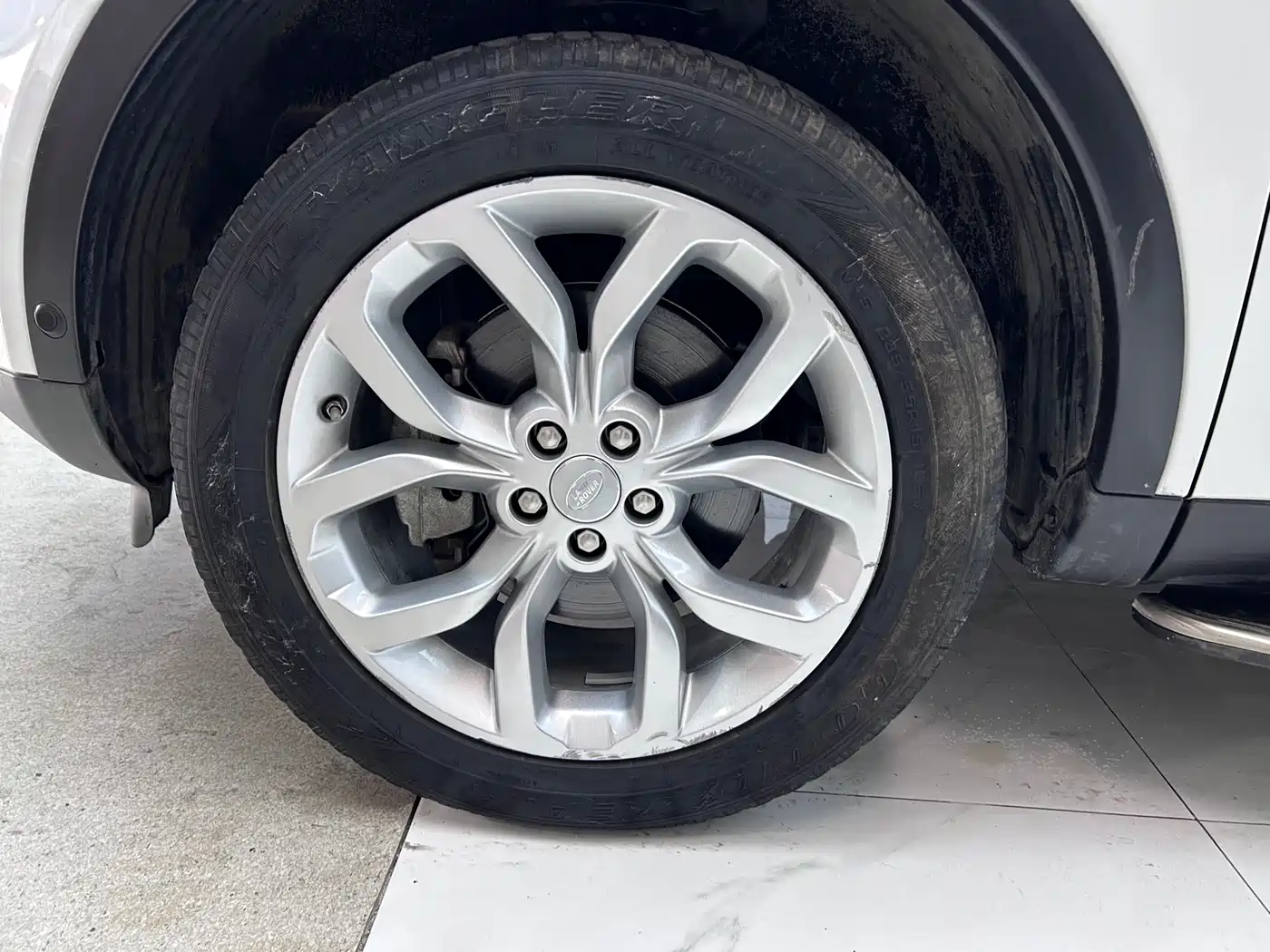 Land Rover Discovery Sport 2018 240PS HSE Edition фото 29