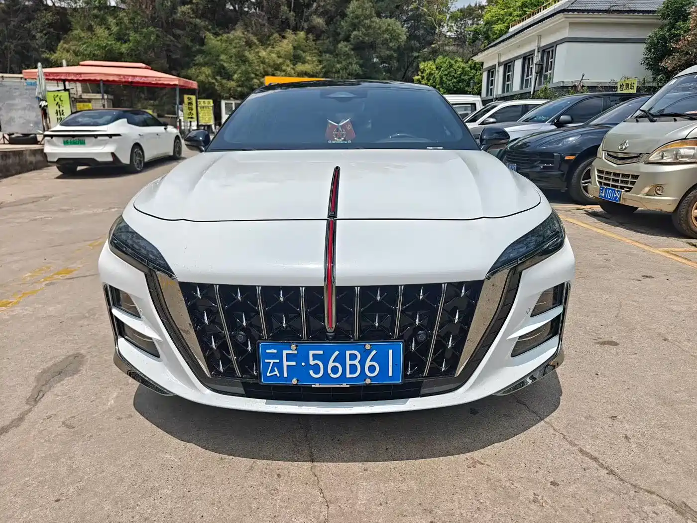 Hongqi H6 2024 Model 2.0T Fashion Edition фото 2