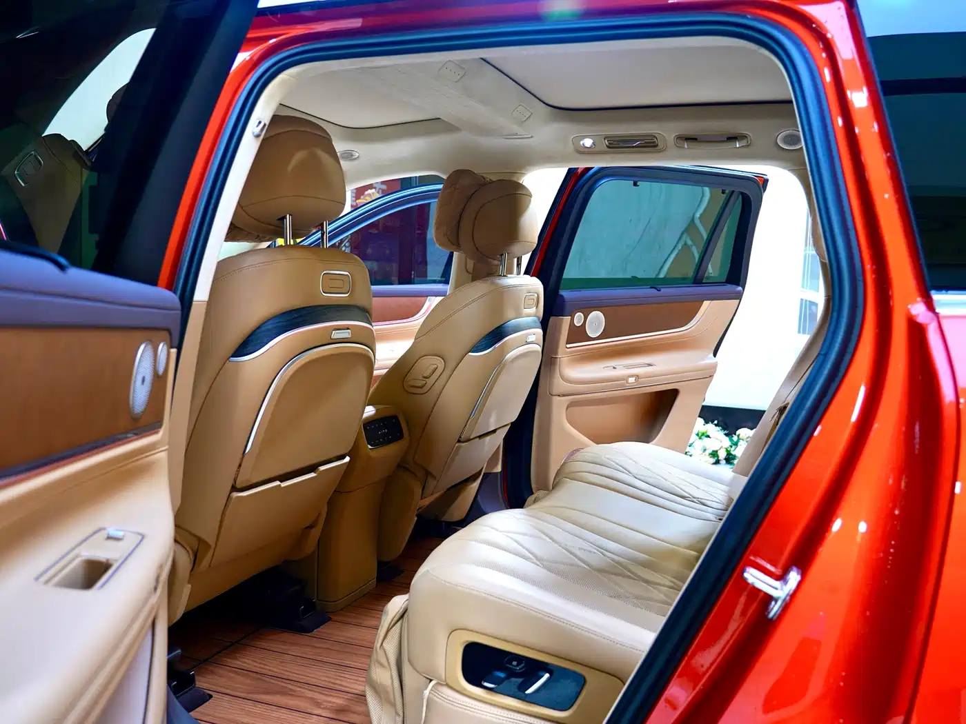 AITO Wenjie AITO M9 2024 Model Extended Range Ultra Edition 52kWh 5-Seater фото 6