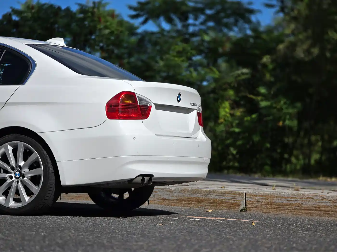 BMW 3 Series 2006 2007 325i Luxury Sport