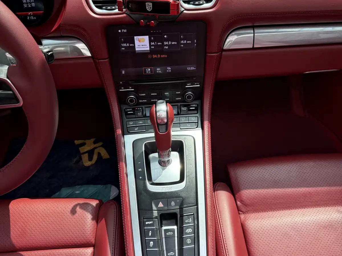 Porsche 718 2018 Boxster 2.0T фото 13