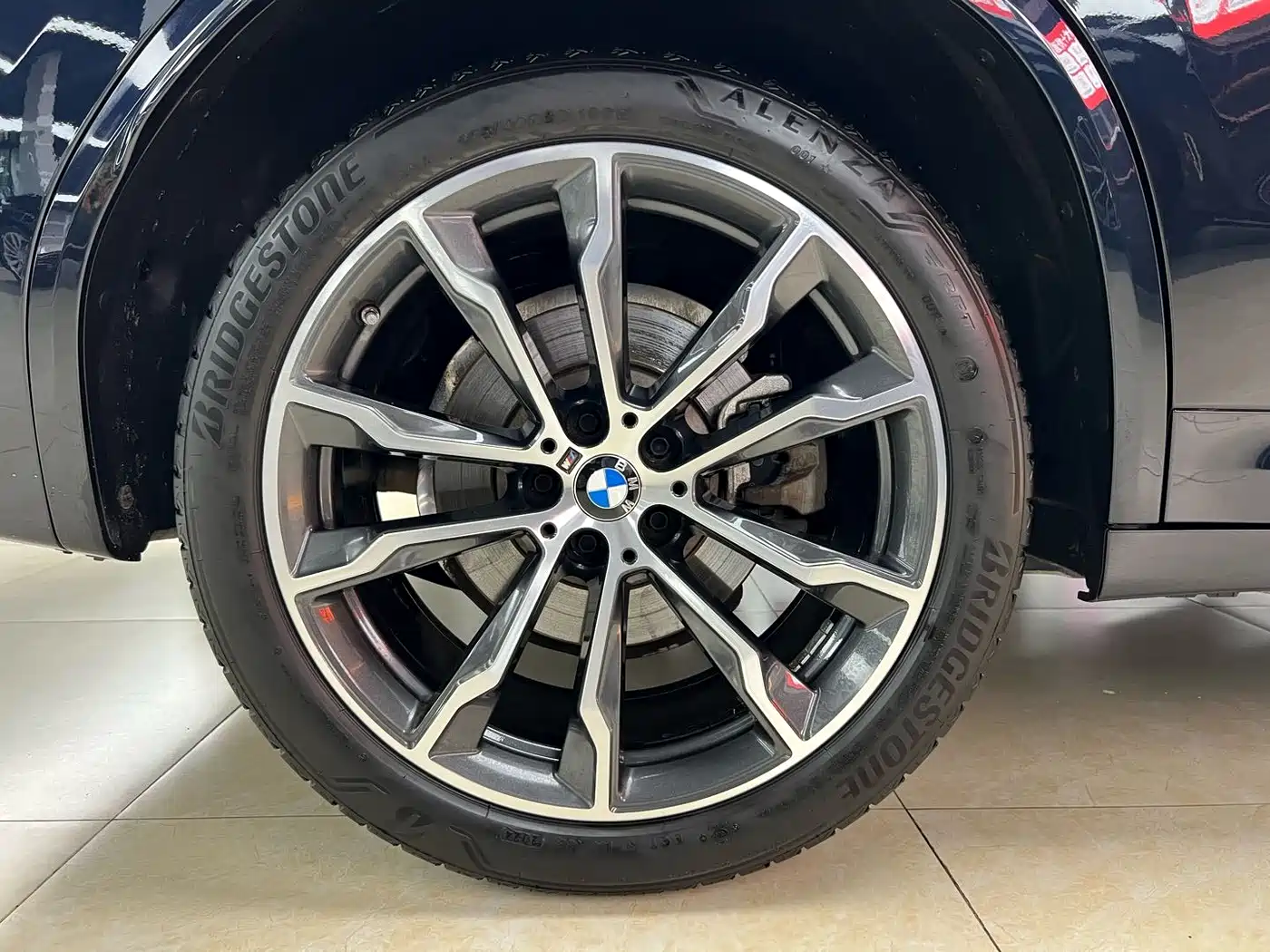 BMW X3 2022 Facelift xDrive30i Leading M Shadow Edition фото 28