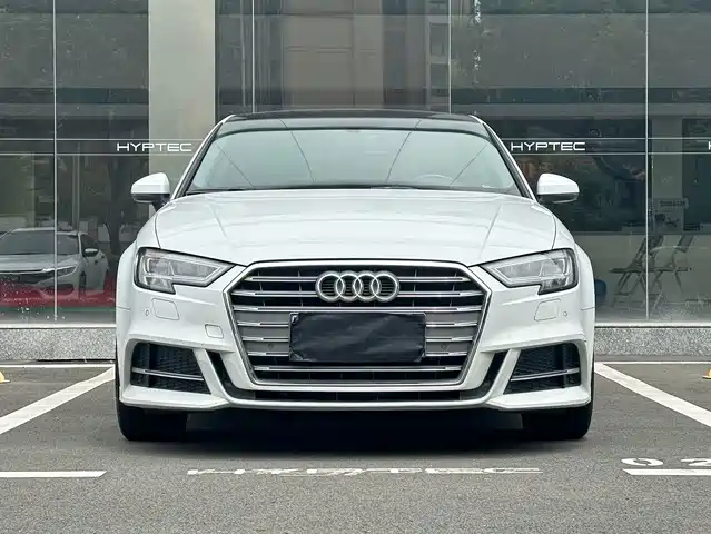 Audi A3 2020 Limousine 35 TFSI Fashion (China V) — фото 3