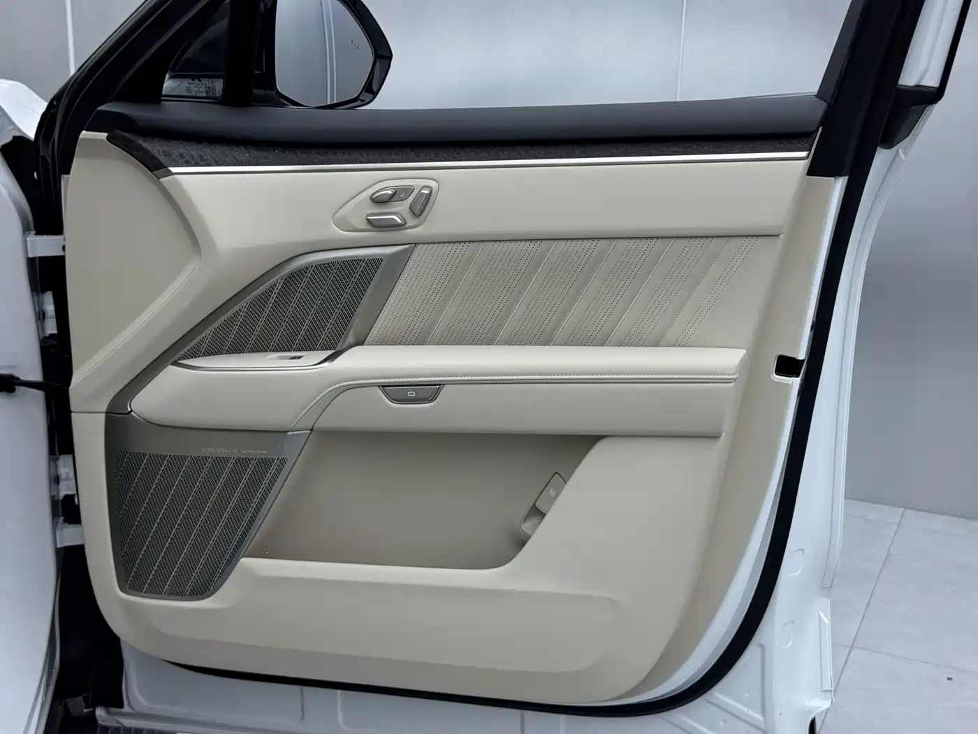 Ledao L90 2026 2025 AWD Base Model