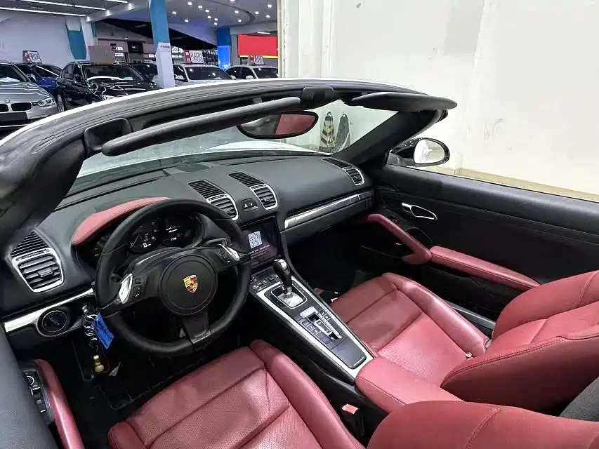 Porsche Boxster 2013 Boxster 2.7L фото 6