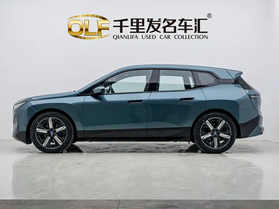 BMW iX 2024 2023 Facelift xDrive40