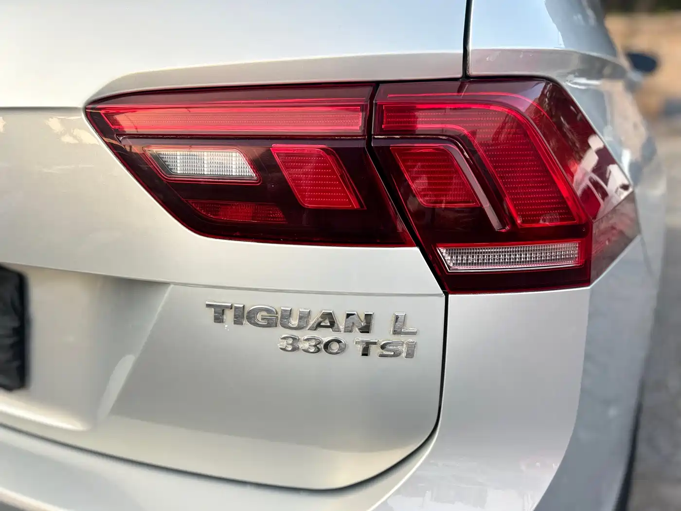 Volkswagen Tiguan L 2017 330TSI Automatic 2WD Trend Edition фото 9