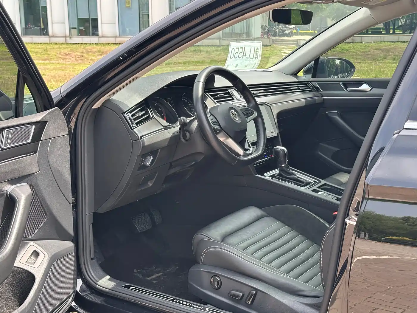 Volkswagen Magotan 2020 330TSI DSG Leading фото 6