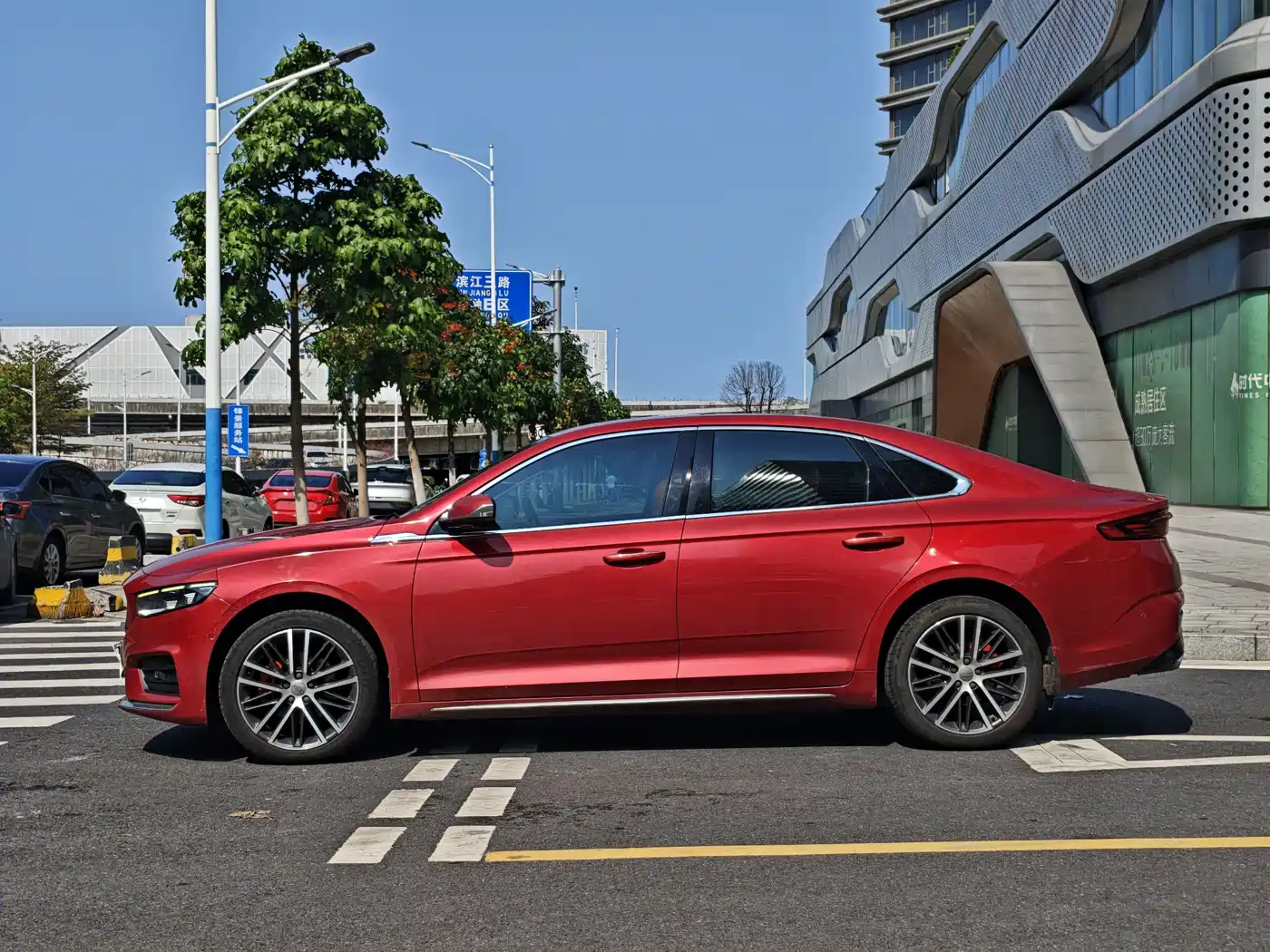 GEELY AUTOMOBILE XINGRUI