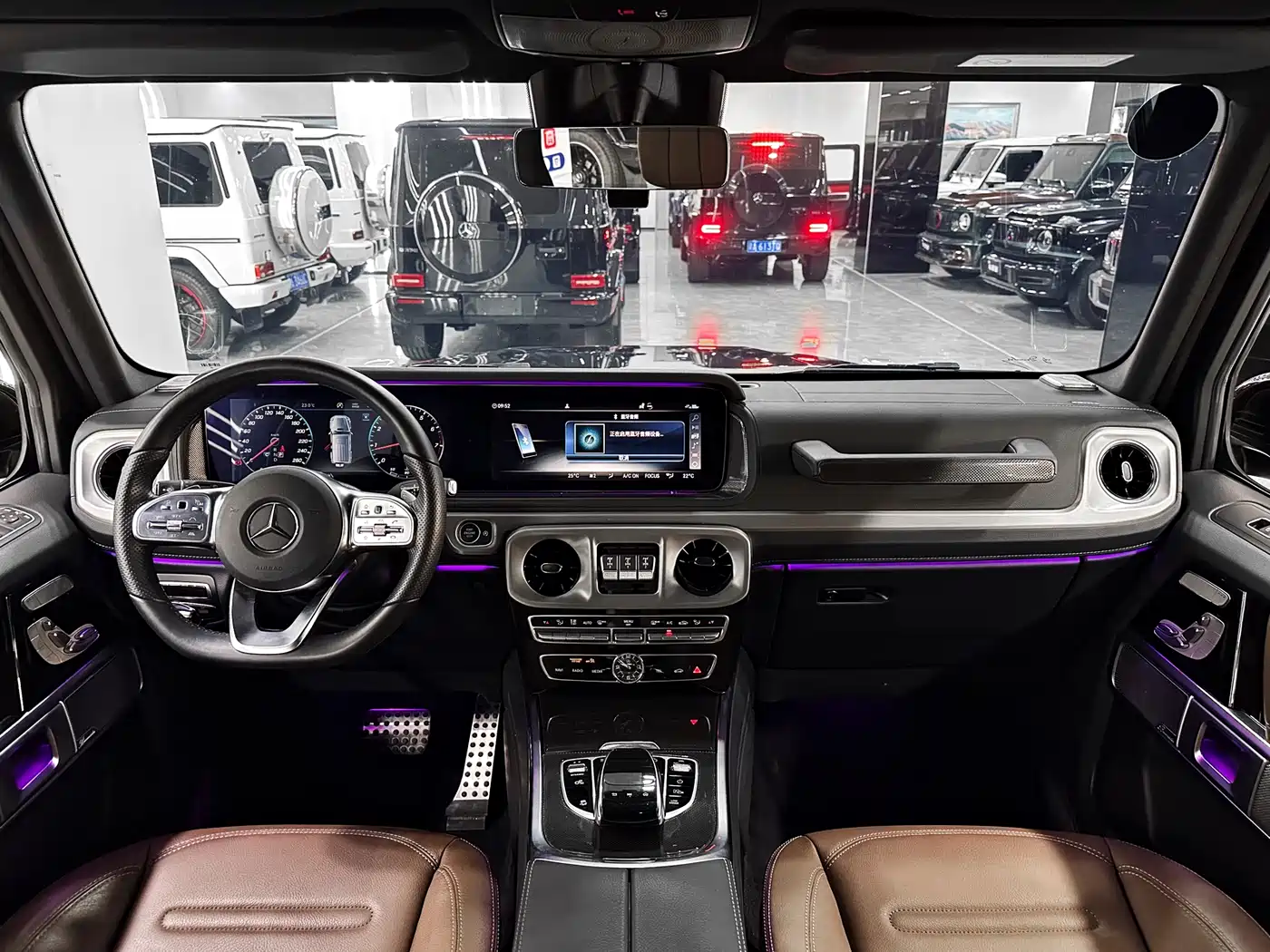 Mercedes-Benz G-Class 2023 G 350 фото 11