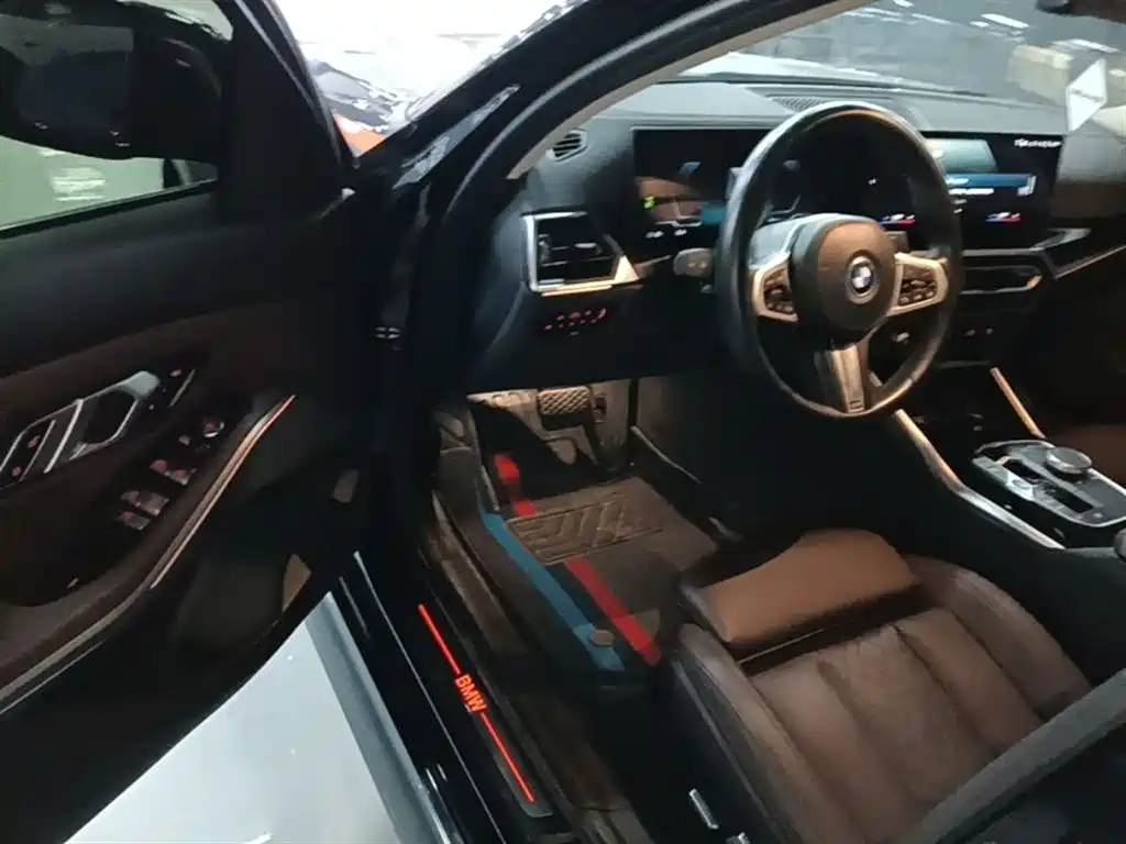 BMW i3 2022 eDrive 35 L фото 16