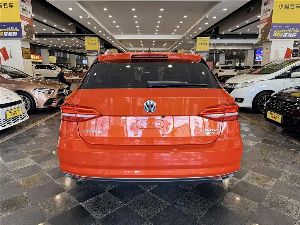 Photo 13 - Volkswagen Lavida