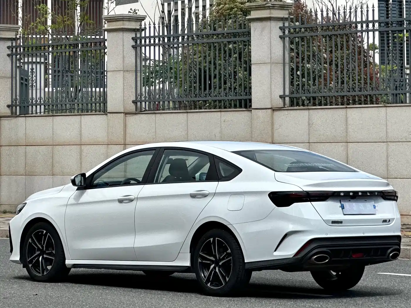 GEELY AUTOMOBILE BINRUI