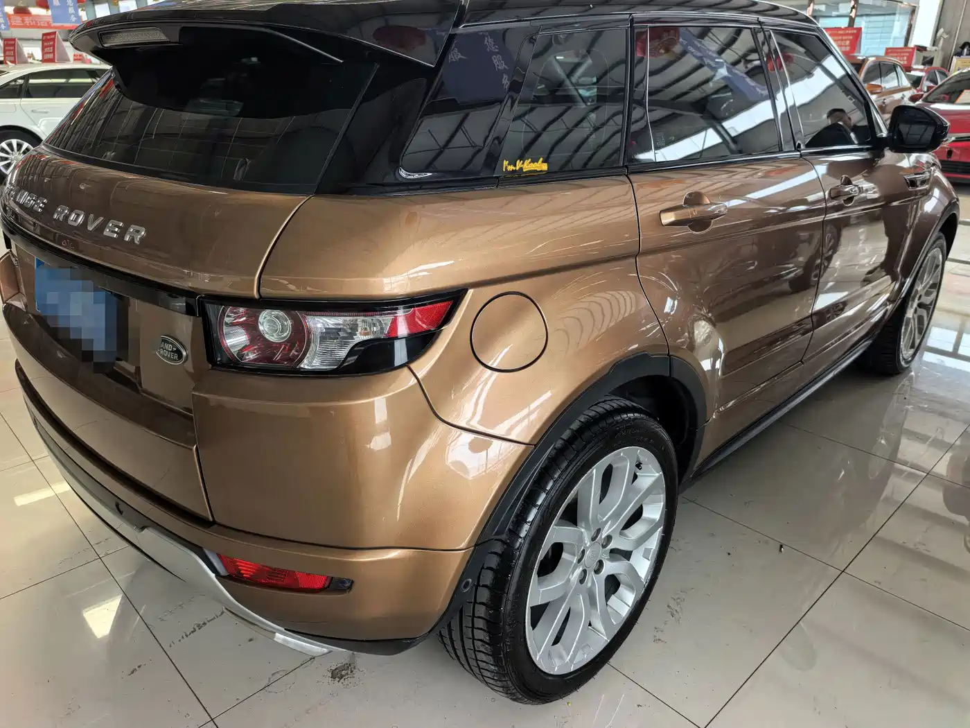 Land Rover Range Rover Evoque (Import) 2015 2015 2.0T 5-door Dynamic Edition