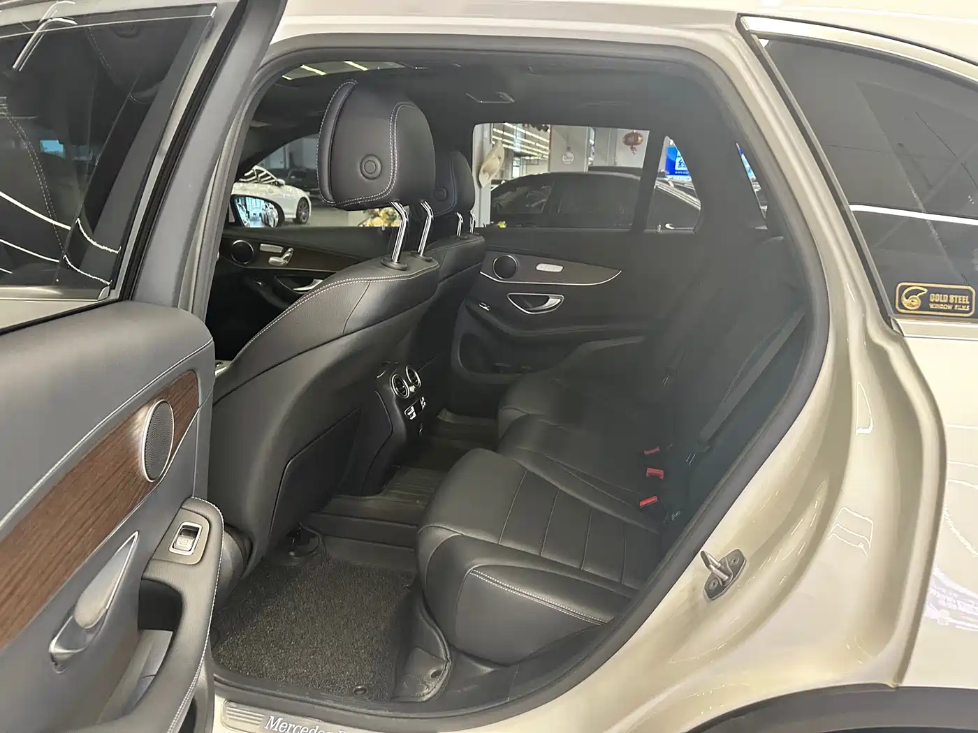 Mercedes-Benz GLC 2022 Facelift GLC 300 L 4MATIC Dynamic Collector's Edition фото 5