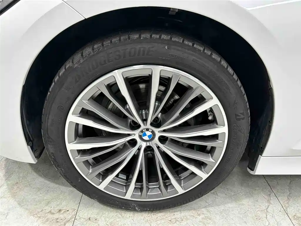 BMW 3 Series 2022 320i Sport Package фото 20