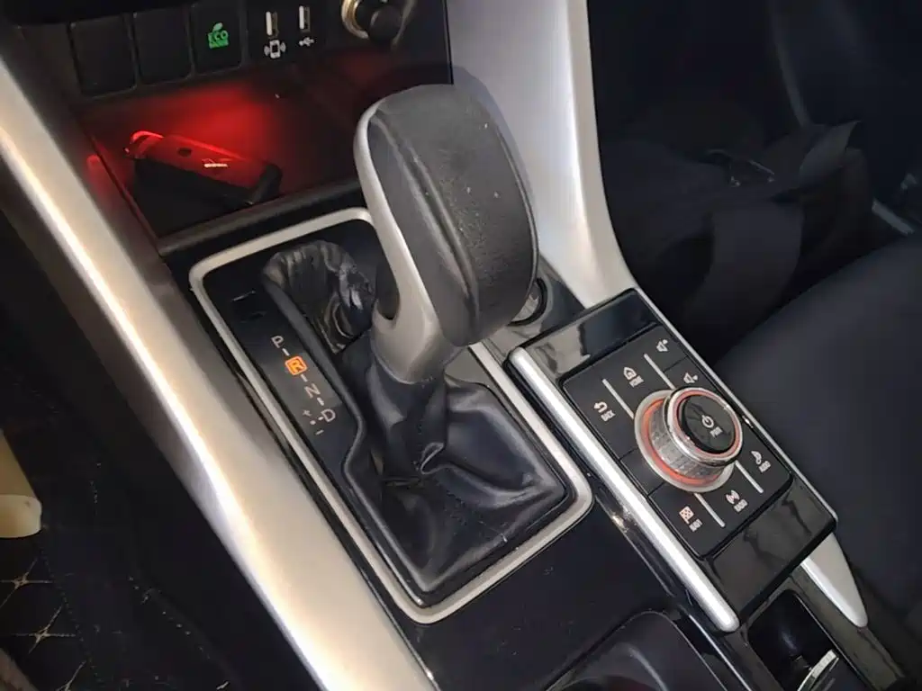 Mitsubishi Eclipse Cross 2021 2021 1.5T CVT 2WD Dream Edition