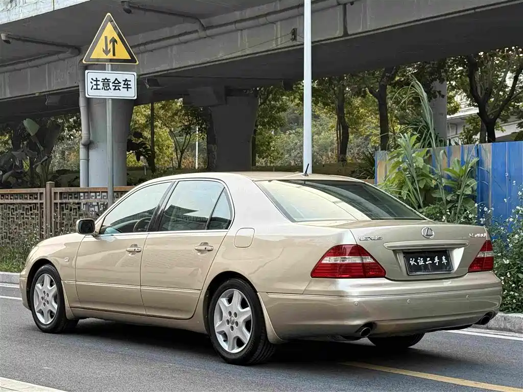 Lexus LS 2005 2005 430
