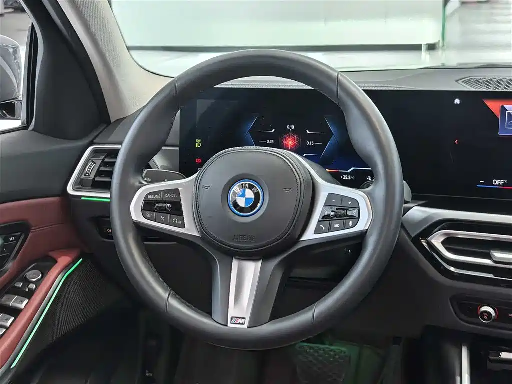 BMW i3 2022 eDrive 35 L фото 16