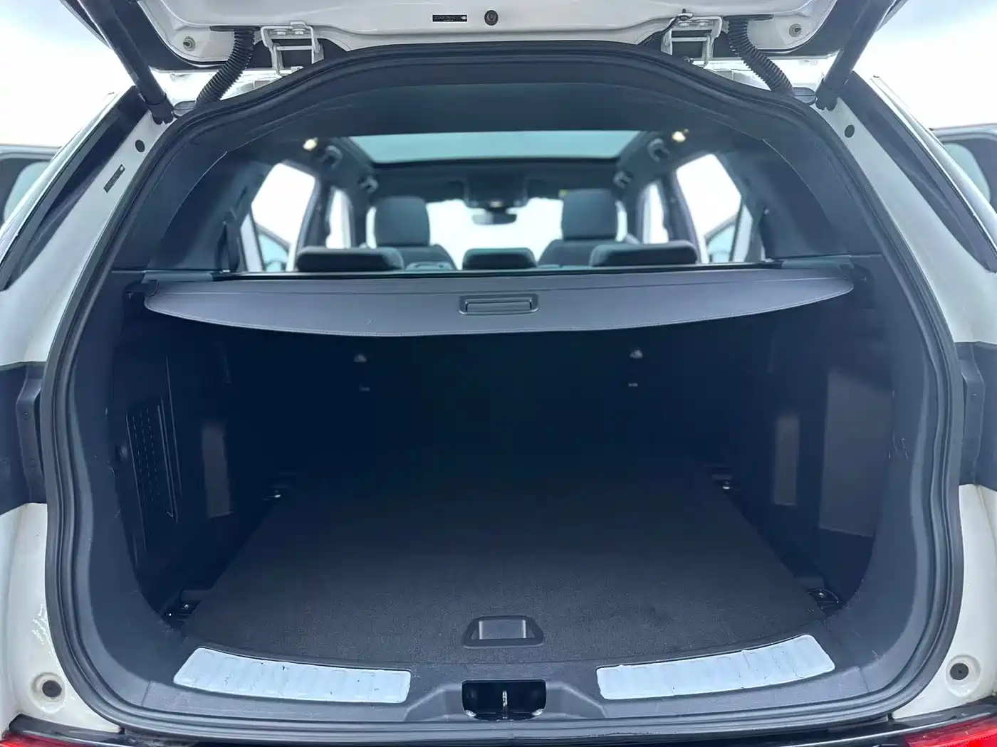 Land Rover Discovery Sport 2022 Model Facelift 249PS R-Dynamic S Performance Edition 5-seater фото 23