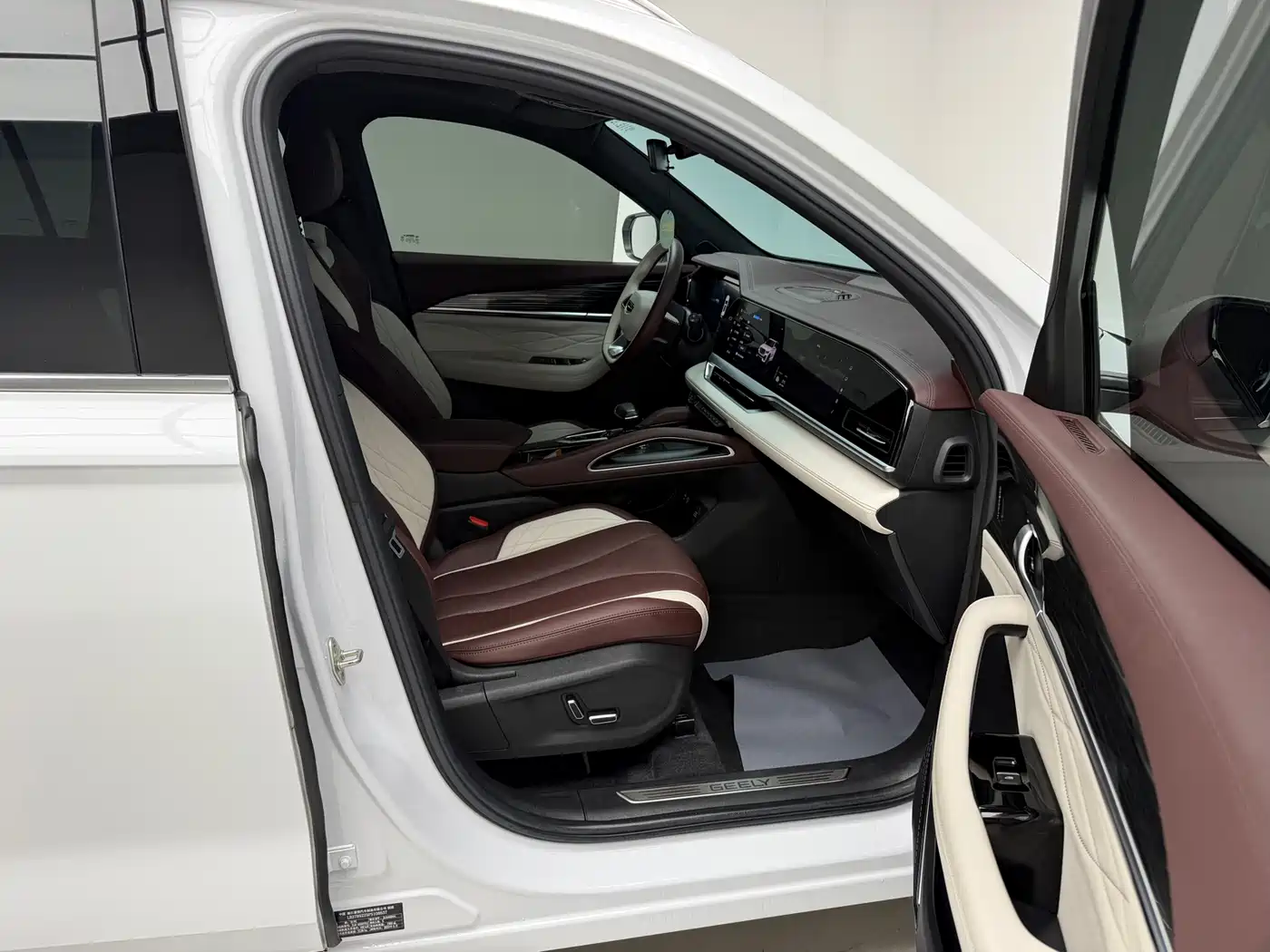 GEELY XINGYUE L