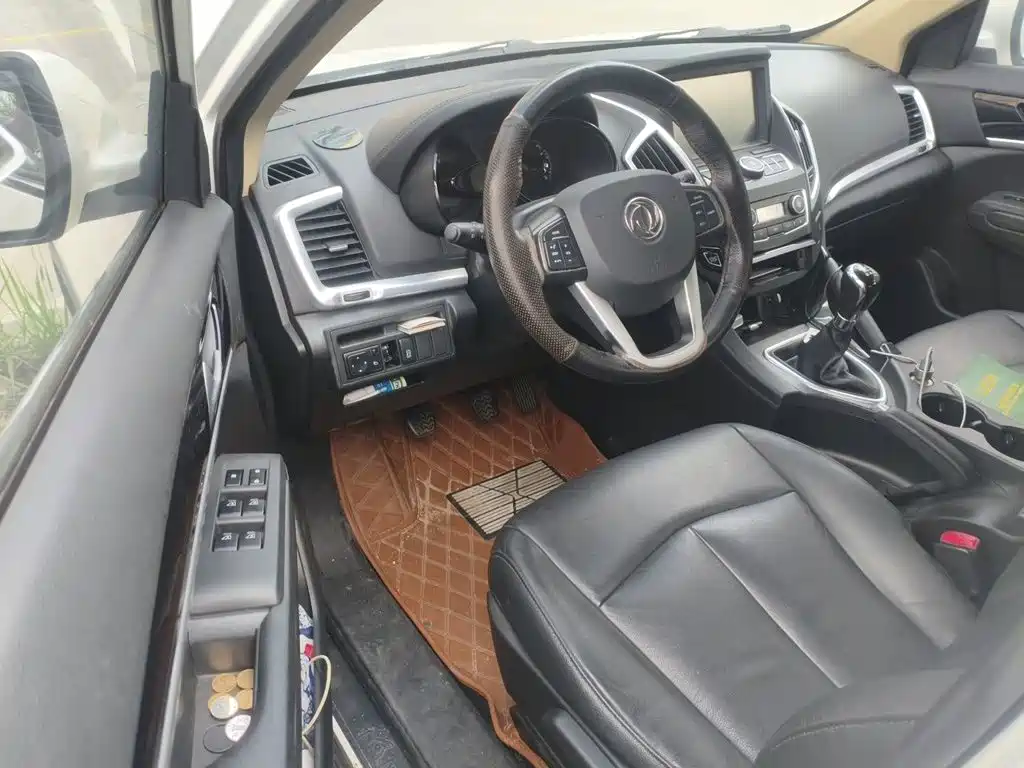 Dongfeng Aeolus Dongfeng Fengshen AX7 2015 2015 2.0L Manual Zhiyi Edition