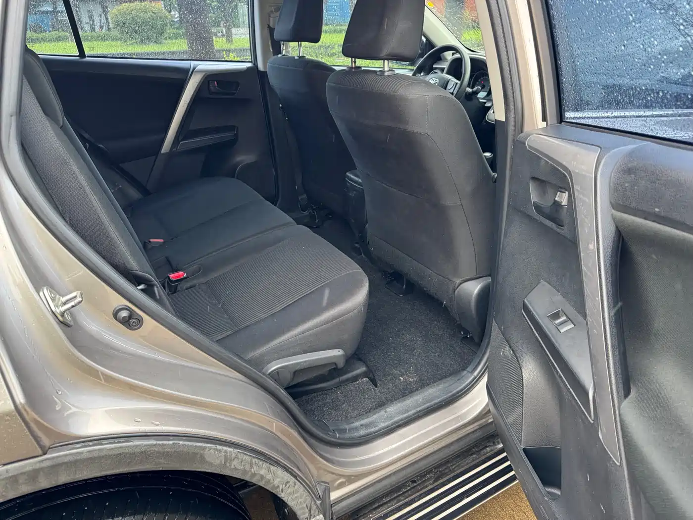 Toyota RAV4 Rongfang 2016 2.0L CVT 2WD Trend (China V) фото 9