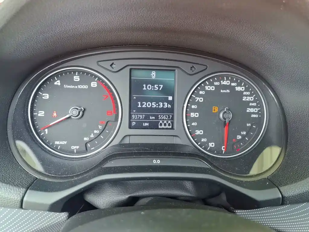 Фото 12 - Audi Q2L