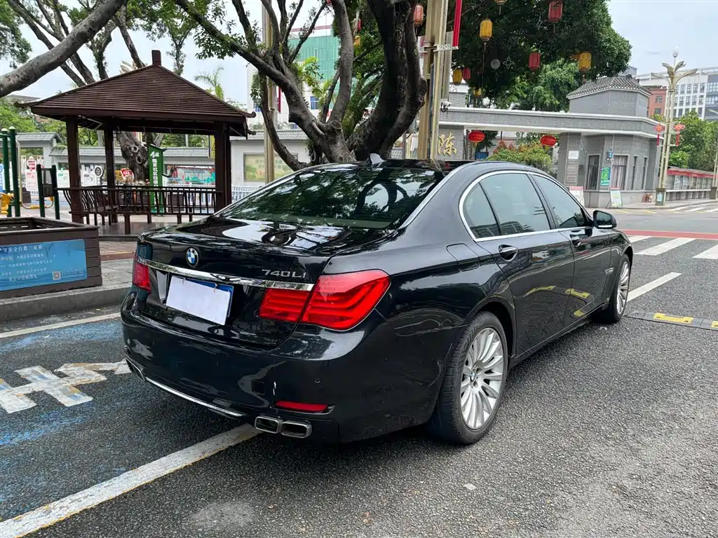 BMW 7 Series 2012 2009 740Li Premium