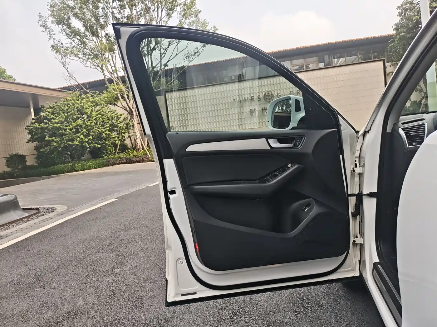 Audi Q5 2017 40 TFSI Technology фото 16