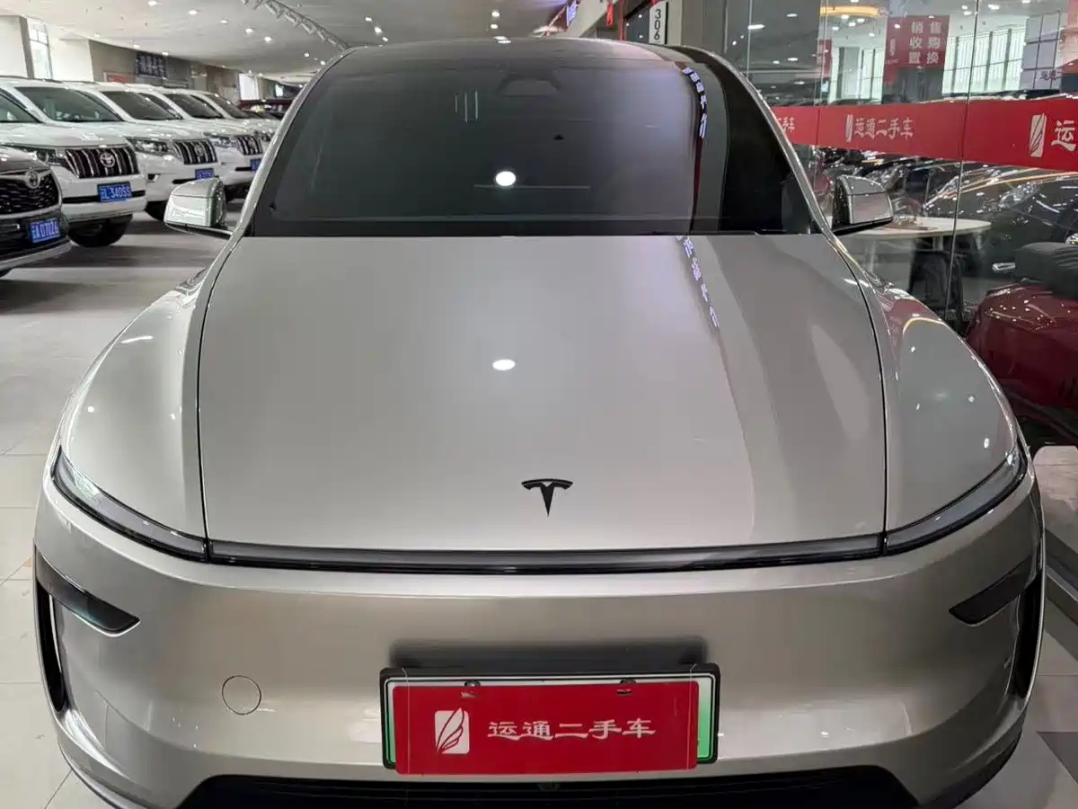 Tesla Model Y L 2025 2025 Facelift Long Range AWD